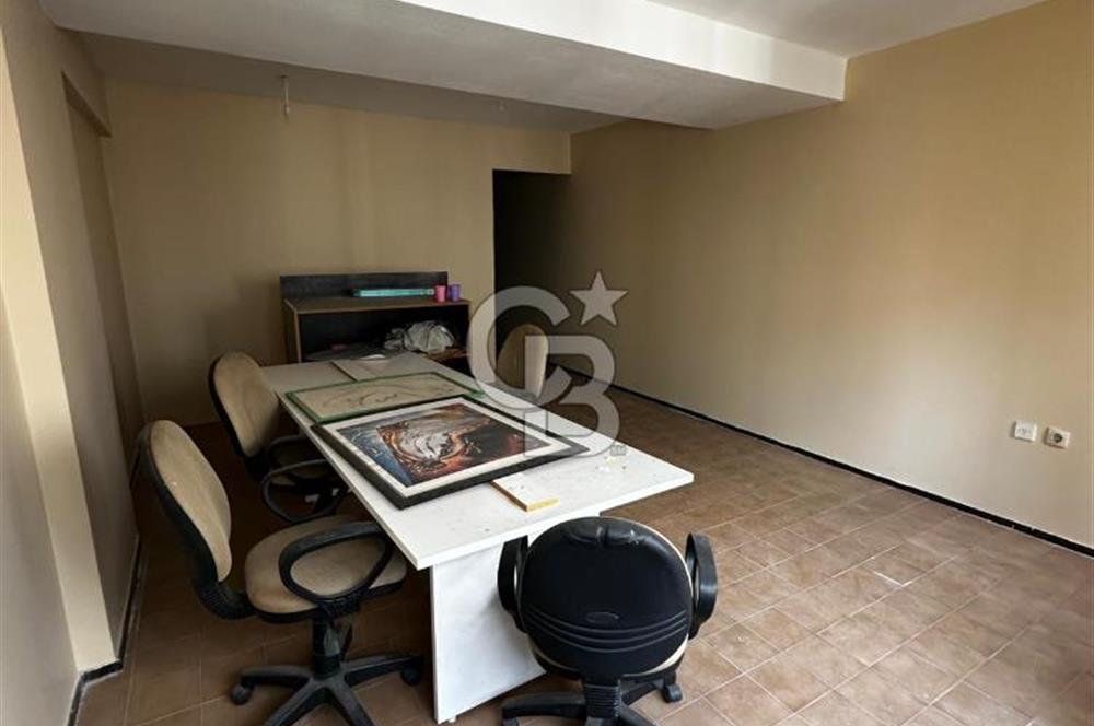 KARŞIYAKA ESHOT SOKAĞI'NDA SATILIK OFİS & BÜRO