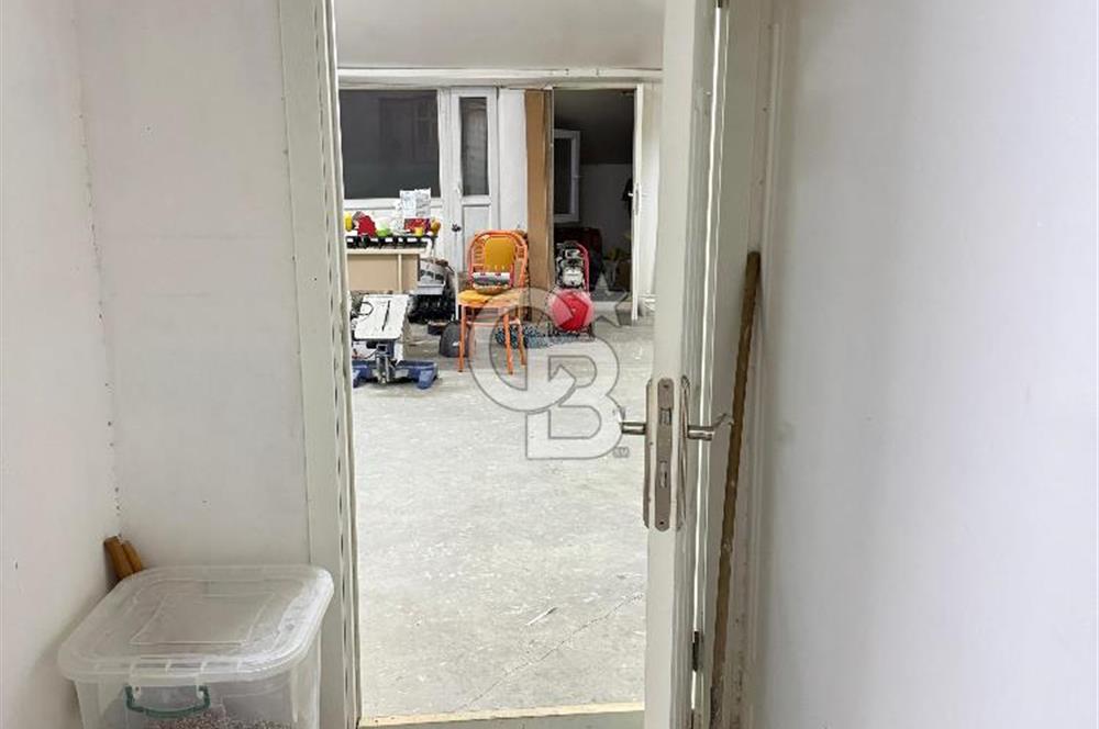 ALEMDAĞ CADDESİ ÜZERİNDE METROYA KOMŞU %50 HİSSELİ OFİS KATI