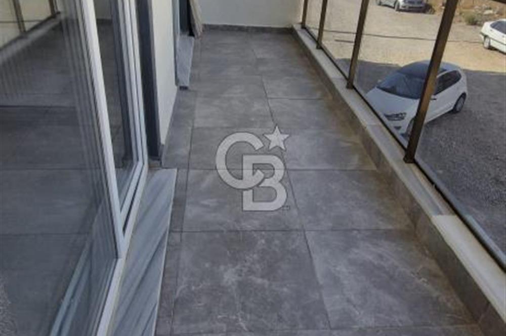 ÇANAKKALE AYVACIK HAMDİBEYDE ARA KAT KİRALIK 1+1 DAİRE