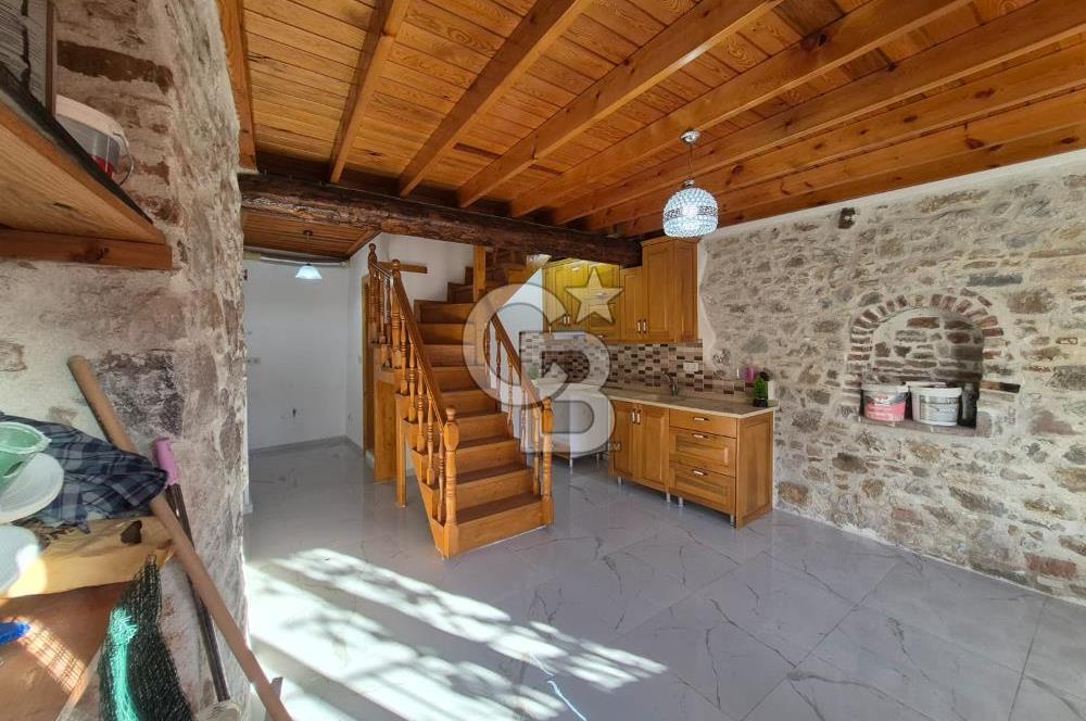 Ayvalık'ta Satılık Deniz Manzaralı Rum Evi