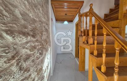 Ayvalık'ta Satılık Deniz Manzaralı Rum Evi
