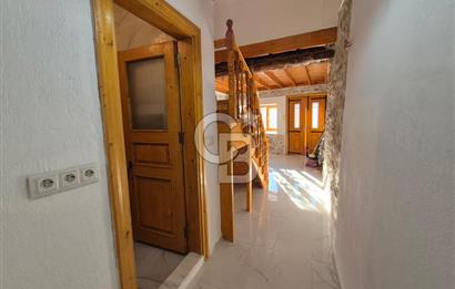 Ayvalık'ta Satılık Deniz Manzaralı Rum Evi