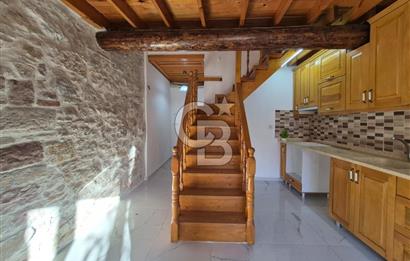 Ayvalık'ta Satılık Deniz Manzaralı Rum Evi