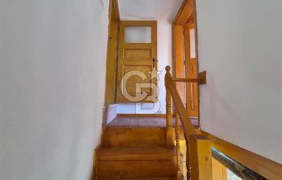 Ayvalık'ta Satılık Deniz Manzaralı Rum Evi