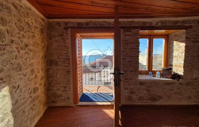 Ayvalık'ta Satılık Deniz Manzaralı Rum Evi