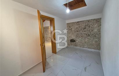 Ayvalık'ta Satılık Deniz Manzaralı Rum Evi