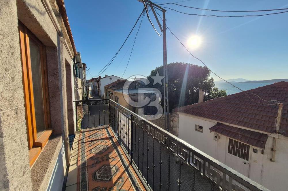 Ayvalık'ta Satılık Deniz Manzaralı Rum Evi