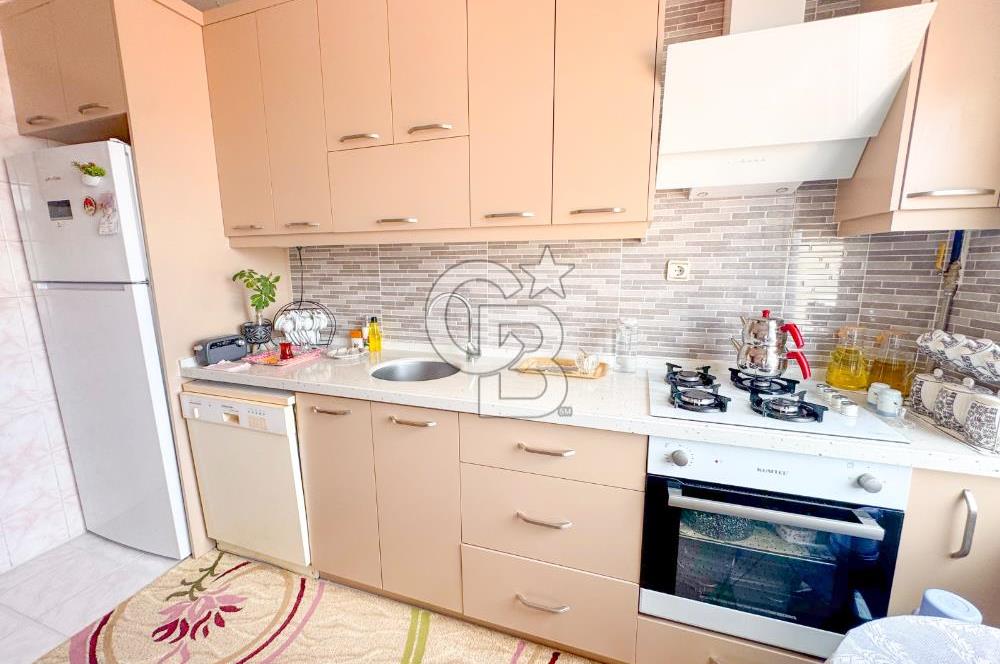 MALTEPE TÜLİN CADDESİNDE DENİZ MANZARALI 3+1 DAİRE