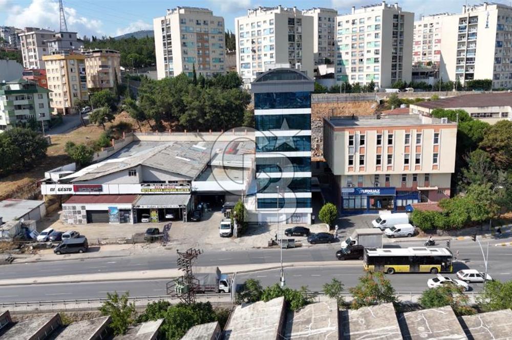 İstanbul Pendik Dolayoba'da Satılık 2000 m2 Komple Plaza