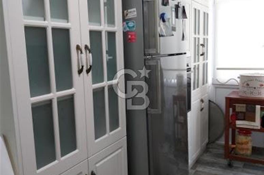 TUNUS CADDESİNİ KESEN GÜFTE CADDEDE SATILIK 3+1 DAİRE