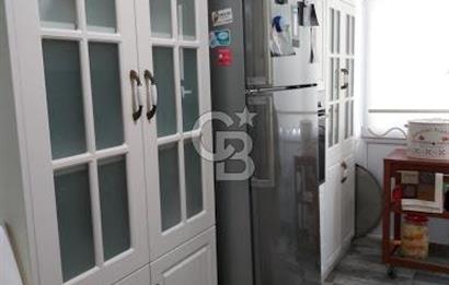 TUNUS CADDESİNİ KESEN GÜFTE CADDEDE SATILIK 3+1 DAİRE