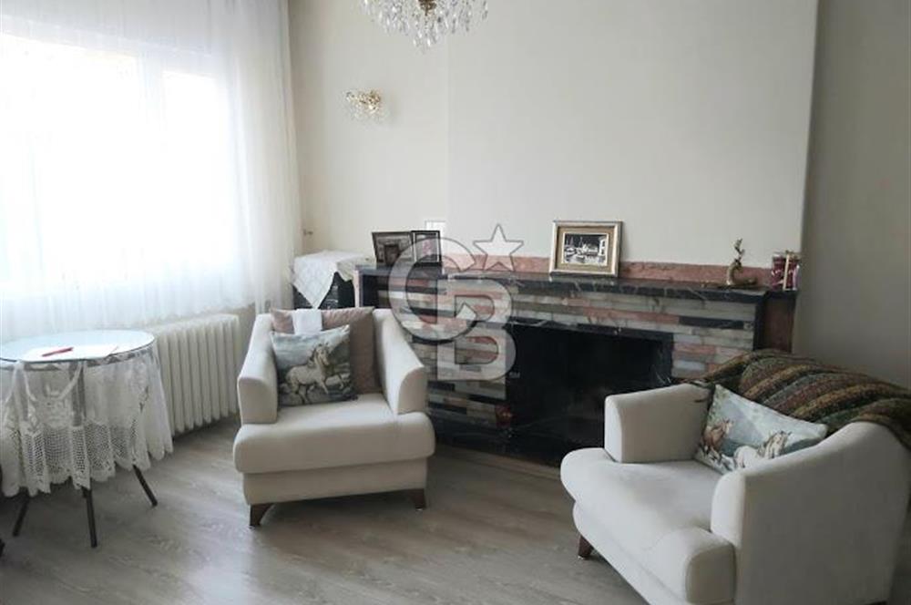 TUNUS CADDESİNİ KESEN GÜFTE CADDEDE SATILIK 3+1 DAİRE