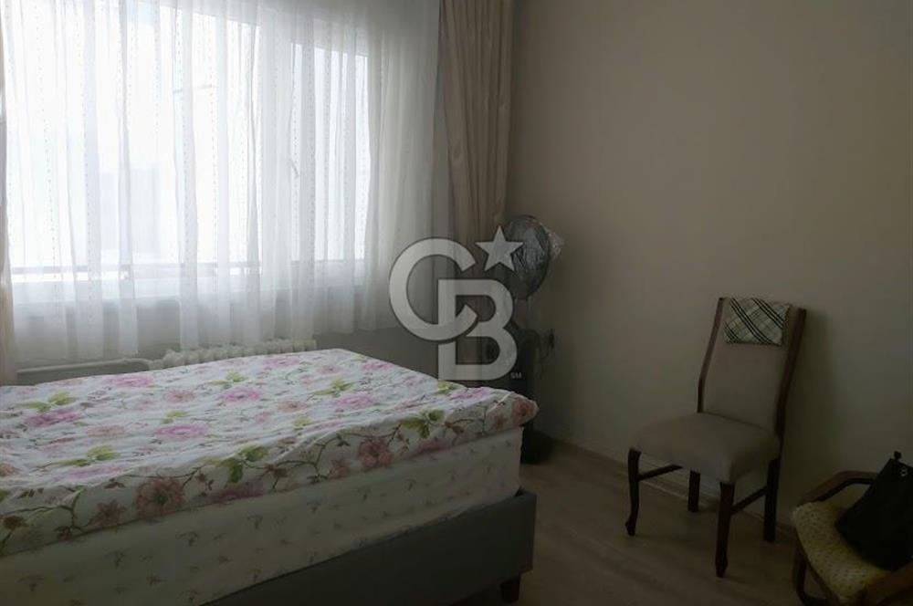 TUNUS CADDESİNİ KESEN GÜFTE CADDEDE SATILIK 3+1 DAİRE