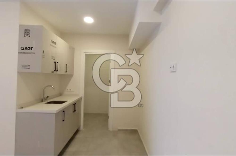 Beşiktaş Dikilitaş Emirhan Caddesi’nde Sıfır Binada Kiralık Dükkan 