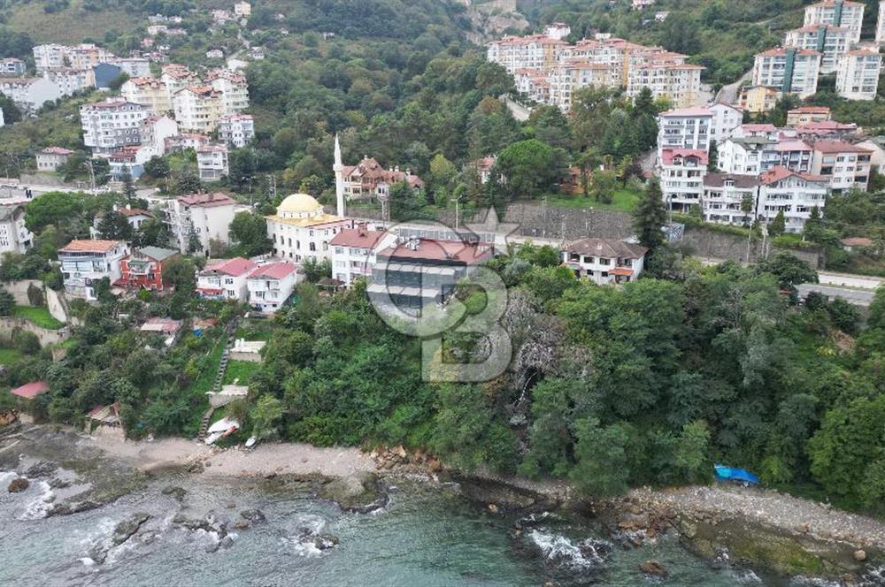 GÜZELYALI MAHALLESİ'NDE DENİZE SIFIR SATILIK TİCARİ ARSA 