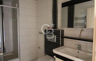 Sarnıç'ta Ulaşımı kolay Site içerisinde Geniş, Ferah Satılık 2+1