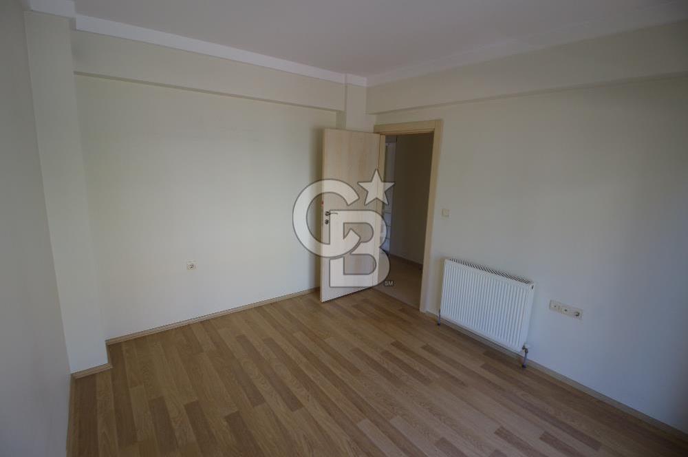 Sarnıç'ta Ulaşımı kolay Site içerisinde Geniş, Ferah Satılık 2+1
