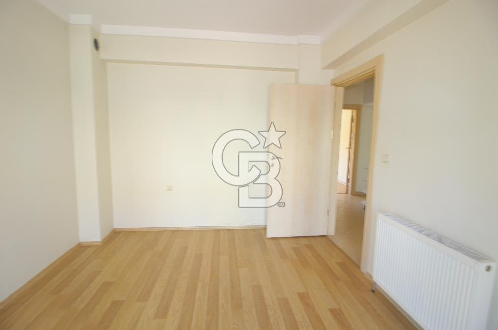Sarnıç'ta Ulaşımı kolay Site içerisinde Geniş, Ferah Satılık 2+1