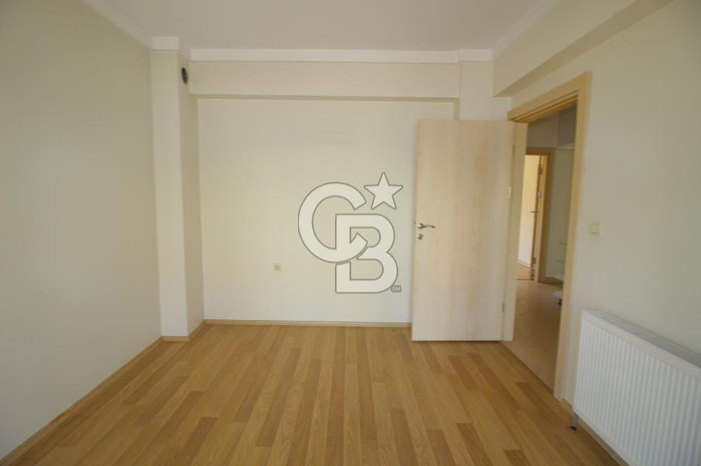 Sarnıç'ta Ulaşımı kolay Site içerisinde Geniş, Ferah Satılık 2+1