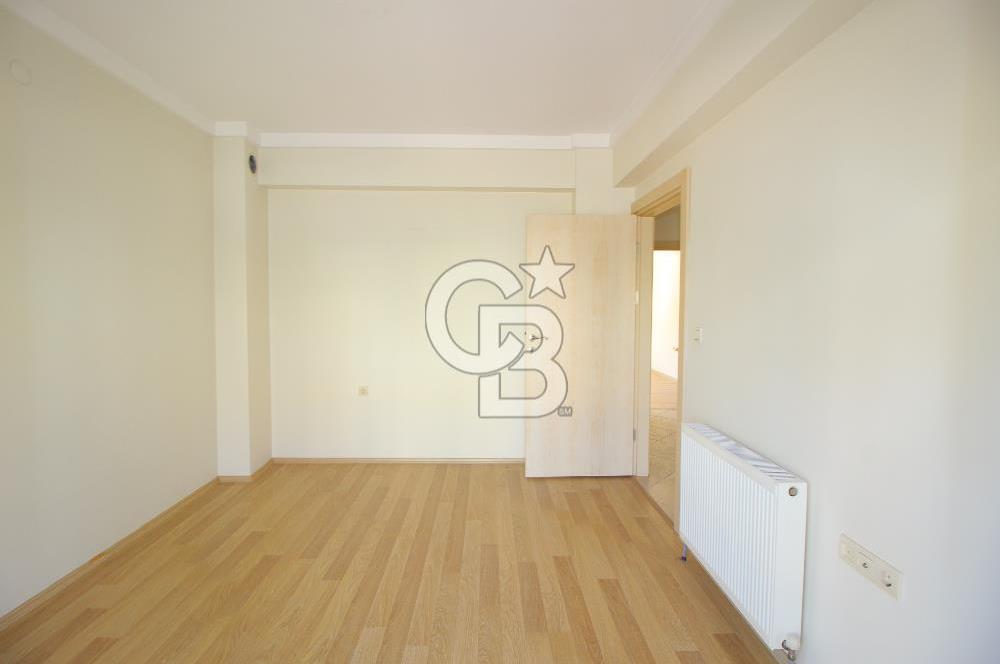 Sarnıç'ta Ulaşımı kolay Site içerisinde Geniş, Ferah Satılık 2+1