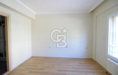 Sarnıç'ta Ulaşımı kolay Site içerisinde Geniş, Ferah Satılık 2+1
