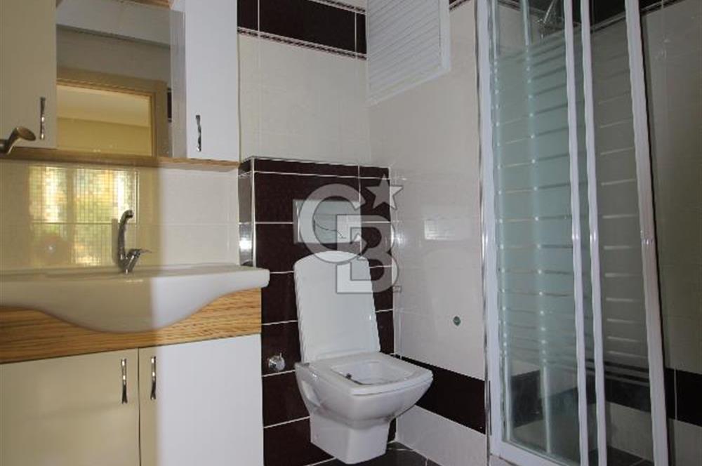 Sarnıç'ta Ulaşımı kolay Site içerisinde Geniş, Ferah Satılık 2+1