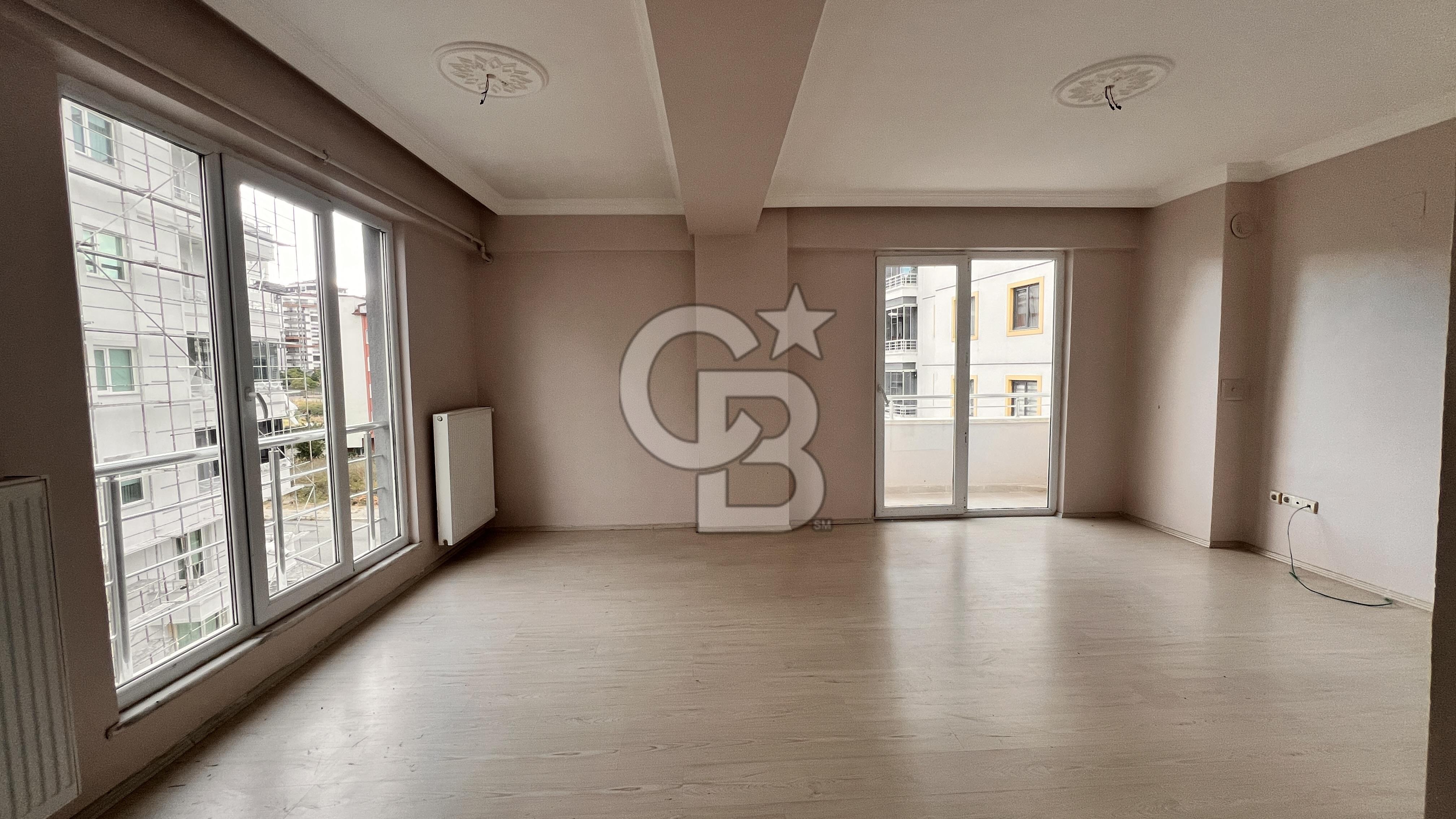 YENİMAHALLE'DE TRAMWAYA YÜRÜME MESAFESİNDE 3+1 KİRALIK