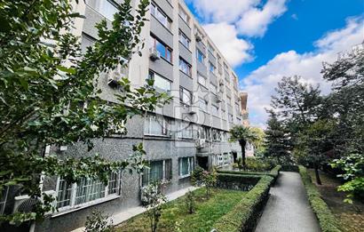 Beşiktaş Akaretlerde Nezih Lokasyonda Kiralık 4+1 Balkonlu Daire