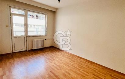 Beşiktaş Akaretlerde Nezih Lokasyonda Kiralık 4+1 Balkonlu Daire