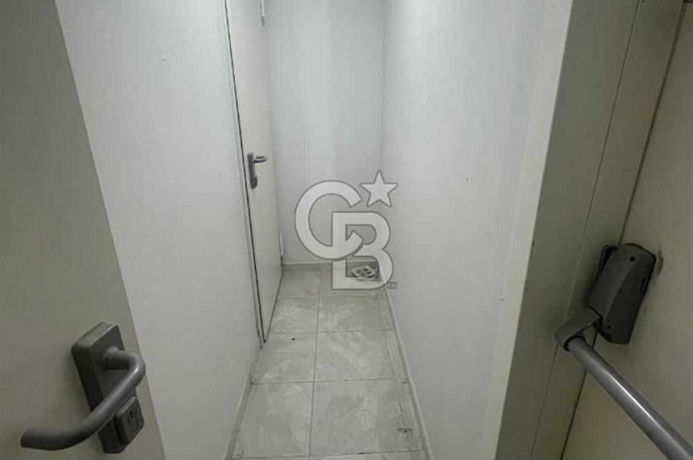 Acıbadem Cad.Üzeri Kısmi Deniz Manzara Teraslı Boş 4+1Dublex