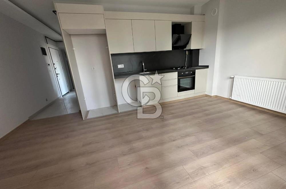 BORNOVA BARBAROS 2+1 75 M2 ARAKAT KİRALIK SIFIR DAİRE