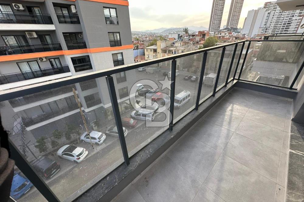 BORNOVA BARBAROS 2+1 75 M2 ARAKAT KİRALIK SIFIR DAİRE