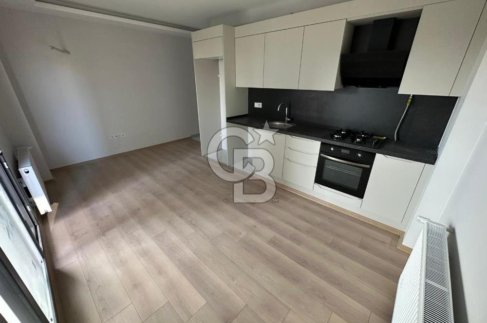 BORNOVA BARBAROS 2+1 75 M2 ARAKAT KİRALIK SIFIR DAİRE
