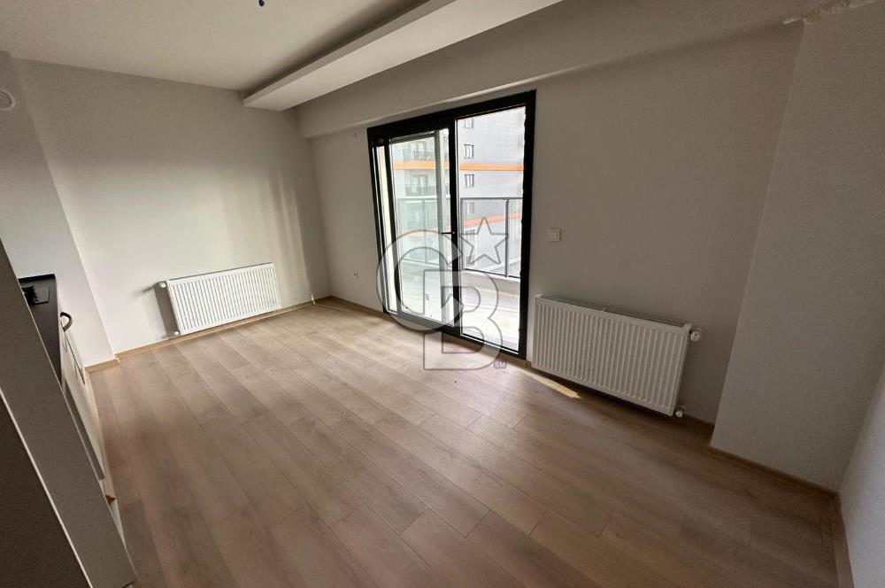 BORNOVA BARBAROS 2+1 75 M2 ARAKAT KİRALIK SIFIR DAİRE