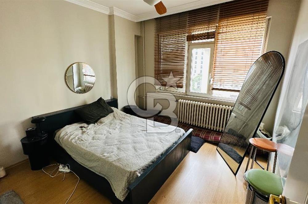 FENERYOLUNDA KÖŞE BİNADA KONUMLU 3+1 ÇİFT BALKONLU 120m2 NET