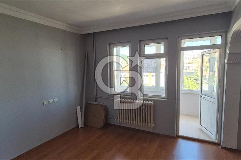 RAHMİ KULA ANADOLU LİSESİ ARKASI MERKEZİ KONUMDA KİRALIK DAİRE