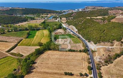 ÇANAKKALE BİGA KEMER DE YOLA CEPHE SATILIK TARLA