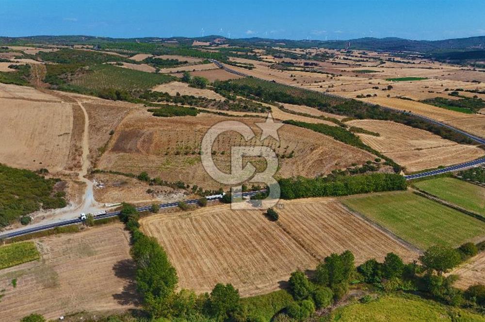 ÇANAKKALE BİGA KEMER DE YOLA CEPHE SATILIK TARLA