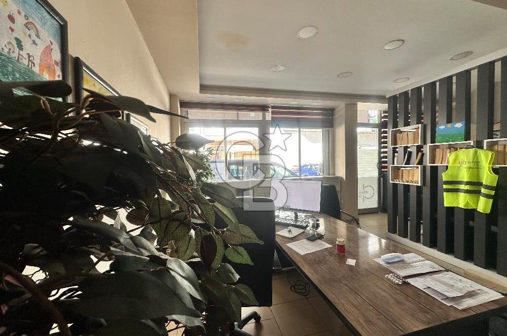 Buca İnönü Mahallesi Cadde Üzeri Satılık Köşe İşyeri 