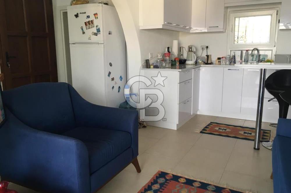 Plajlı Sitede Yıllık Kiralık 3+1 Eşyalı Deniz Manzaralı Tribleks