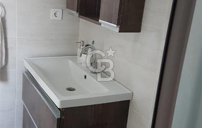 Plajlı Sitede Yıllık Kiralık 3+1 Eşyalı Deniz Manzaralı Tribleks