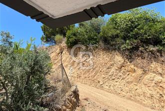YALOVA ARMUTLU 'DA SATILIK PLAJA 150 M BAHÇELİ LÜKS DAİRE!..