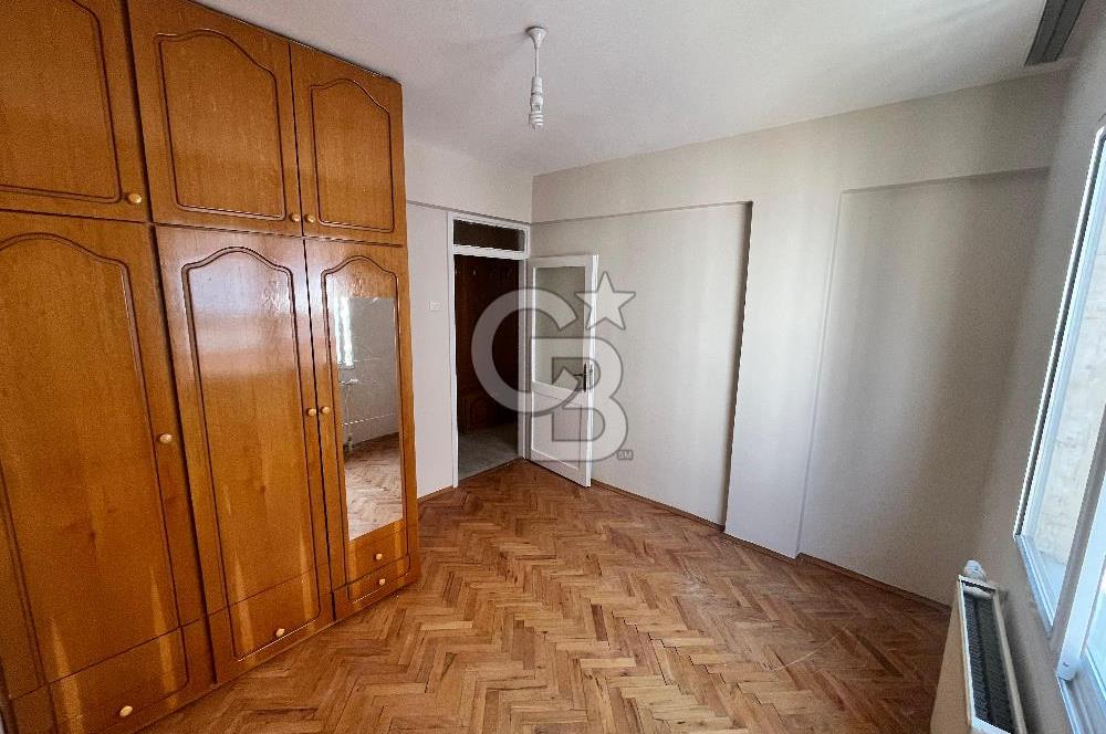 Balçova Kipa Karşısında Bakımlı Kiralık 3+1 Daire