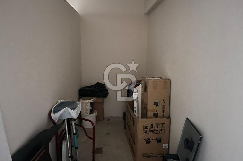 Narlıdere'de Merkezi Konumda Eşyalı Kiralık 2+1 Daire