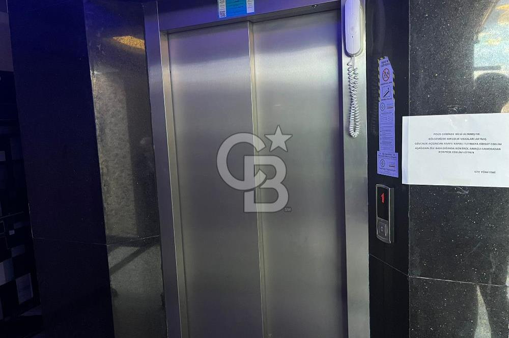 Narlıdere'de Merkezi Konumda Eşyalı Kiralık 2+1 Daire