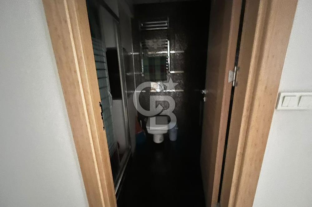 Narlıdere'de Merkezi Konumda Eşyalı Kiralık 2+1 Daire