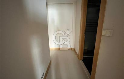 Narlıdere'de Merkezi Konumda Eşyalı Kiralık 2+1 Daire