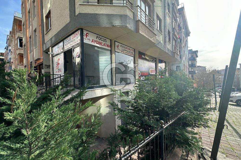 ÜMRANİYE İSTİKLAL'DE MARMARA CADDESİ ÜZERİNDE 2 KATLI DÜKKAN