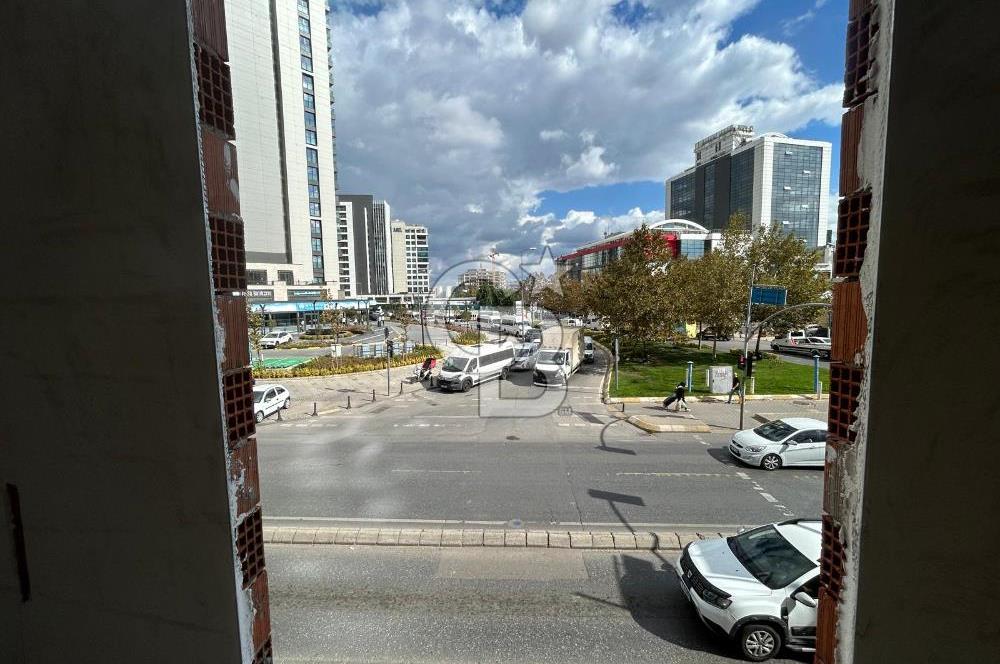 CB ONE'DAN AVRUPA KONUTLARI KARŞISI YENİ BİNADA SATILIK 3+1