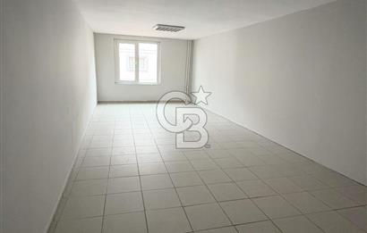 BAĞCILAR İNÖNÜ MAHALLESİ SATILIK 650 M2 OFİS KATI